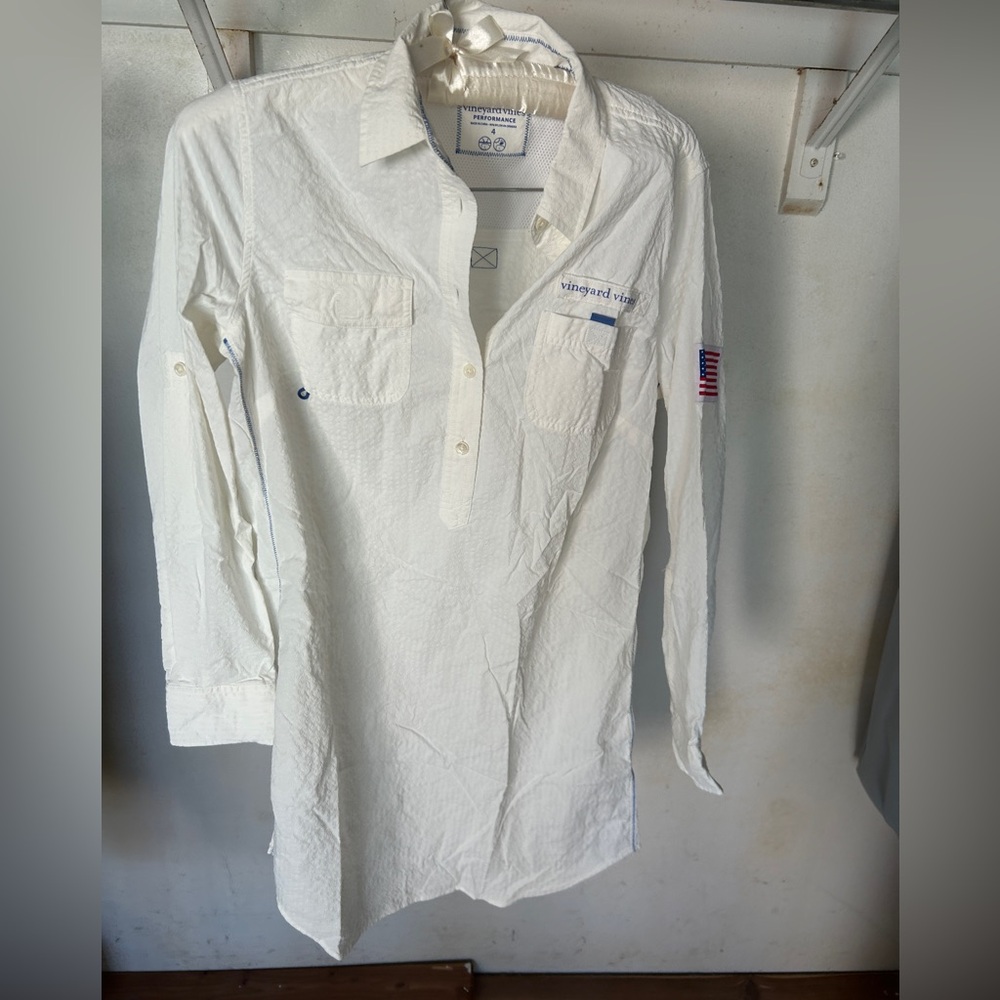 Vineyard Vines Performance Cover Up